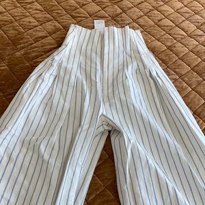 jacquemus wide leg high waisted pants